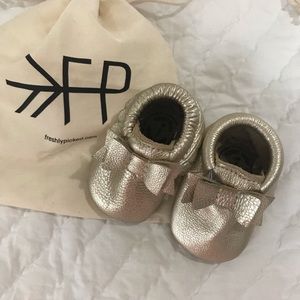 Freshly Picked bow moccasins